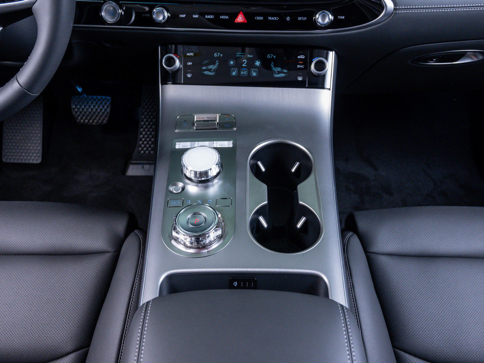 Used 2026 Genesis GV70 2.5T Select image 26