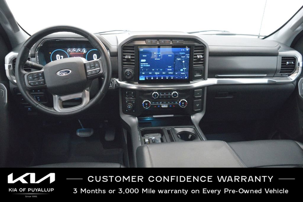 Used 2021 Ford F150 Lariat w/ Trailer Tow Package image 17