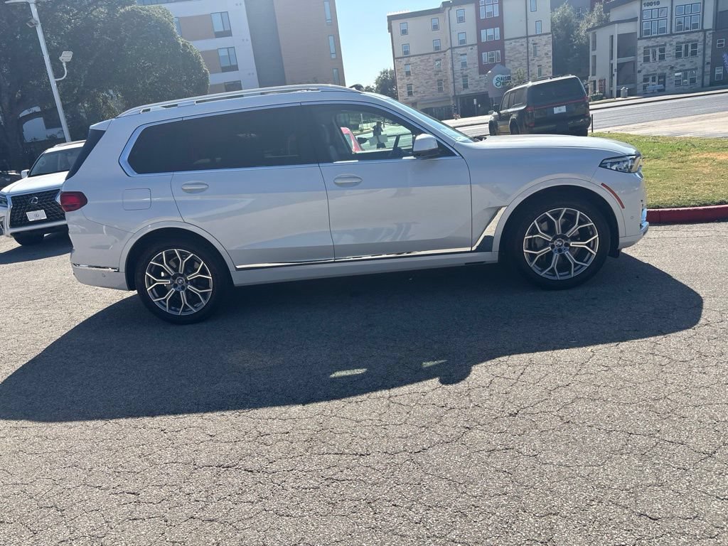 Used 2019 BMW X7 xDrive50i w/ Luxury Seating Package AWD/4WD image 6