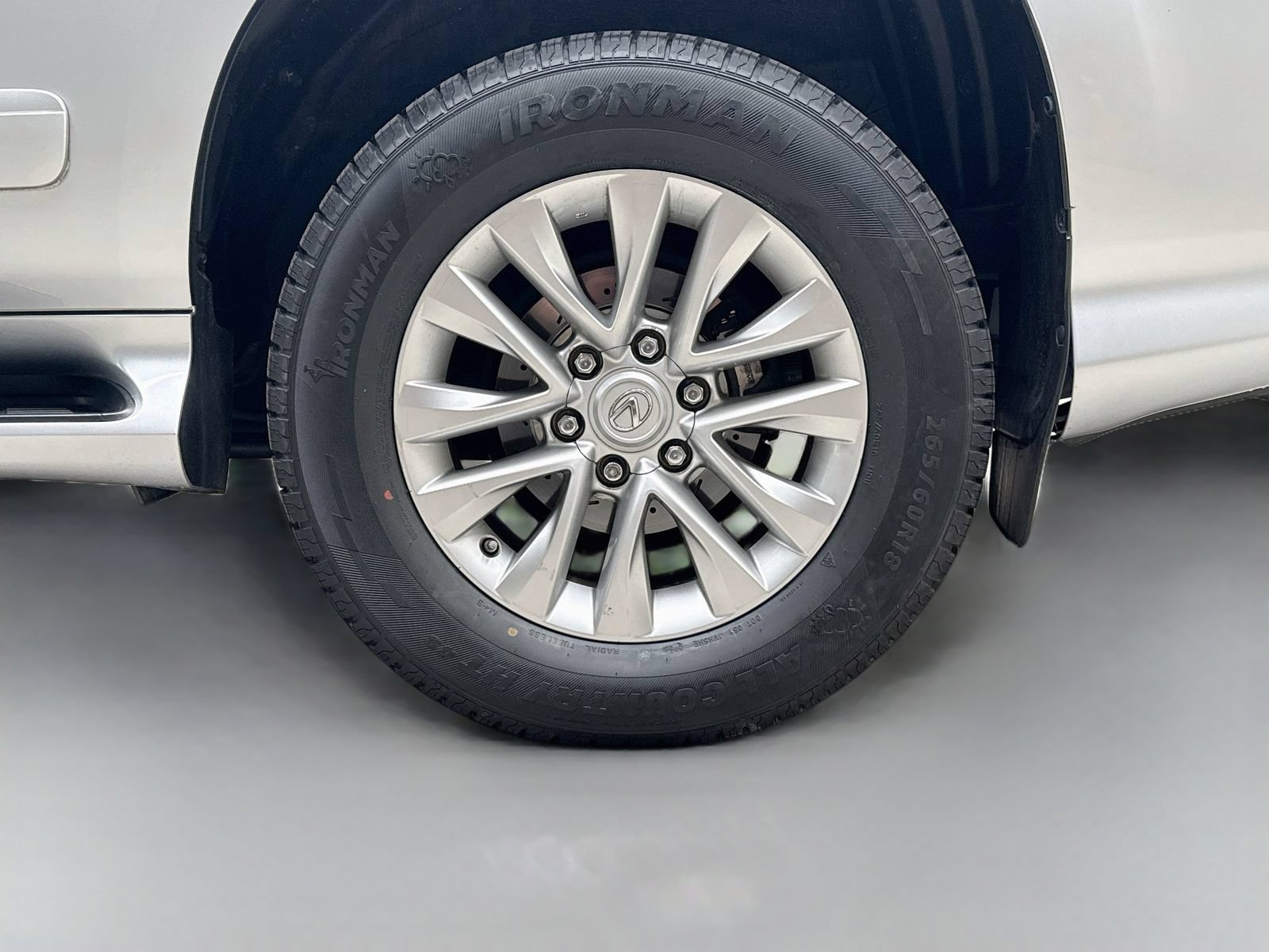 Used 2018 Lexus GX 460 Premium w/ Premium Package AWD/4WD image 34