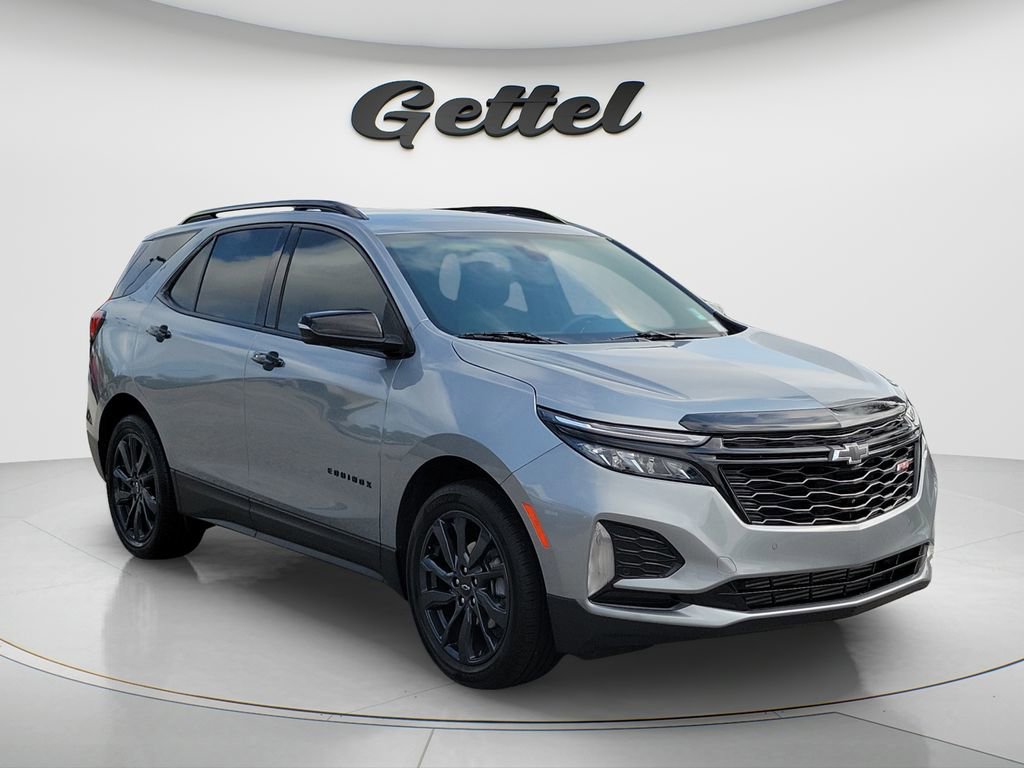 Used 2024 Chevrolet Equinox RS w/ RS Leather Package image 2