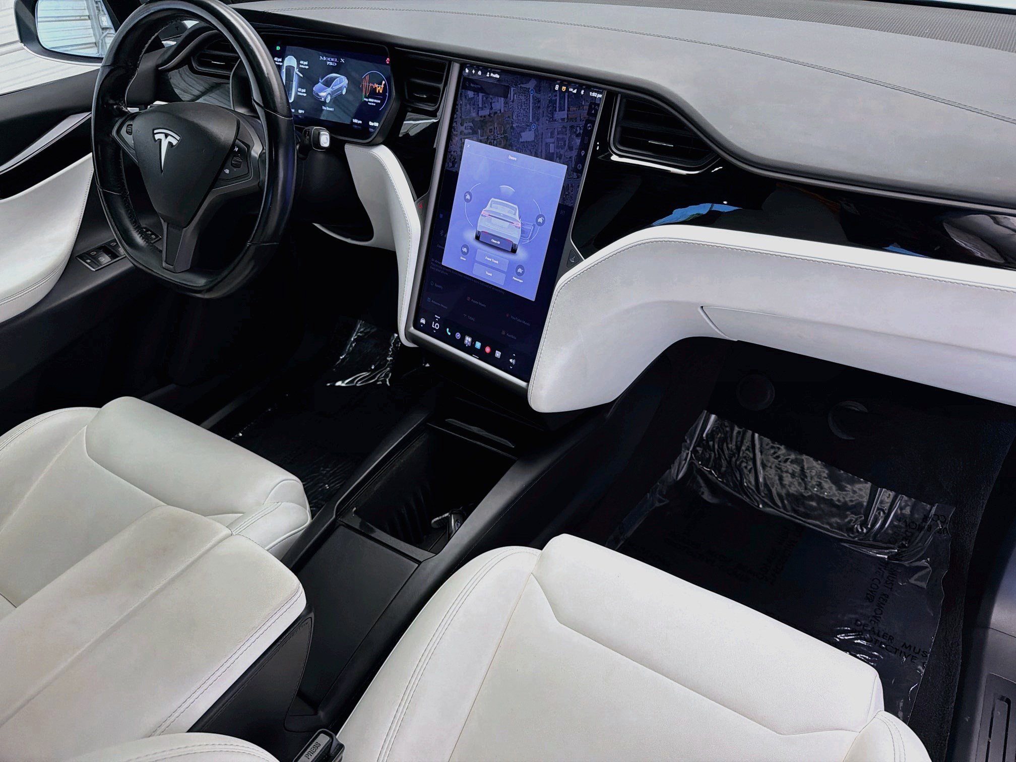 Used 2018 Tesla Model X 75D AWD/4WD image 11