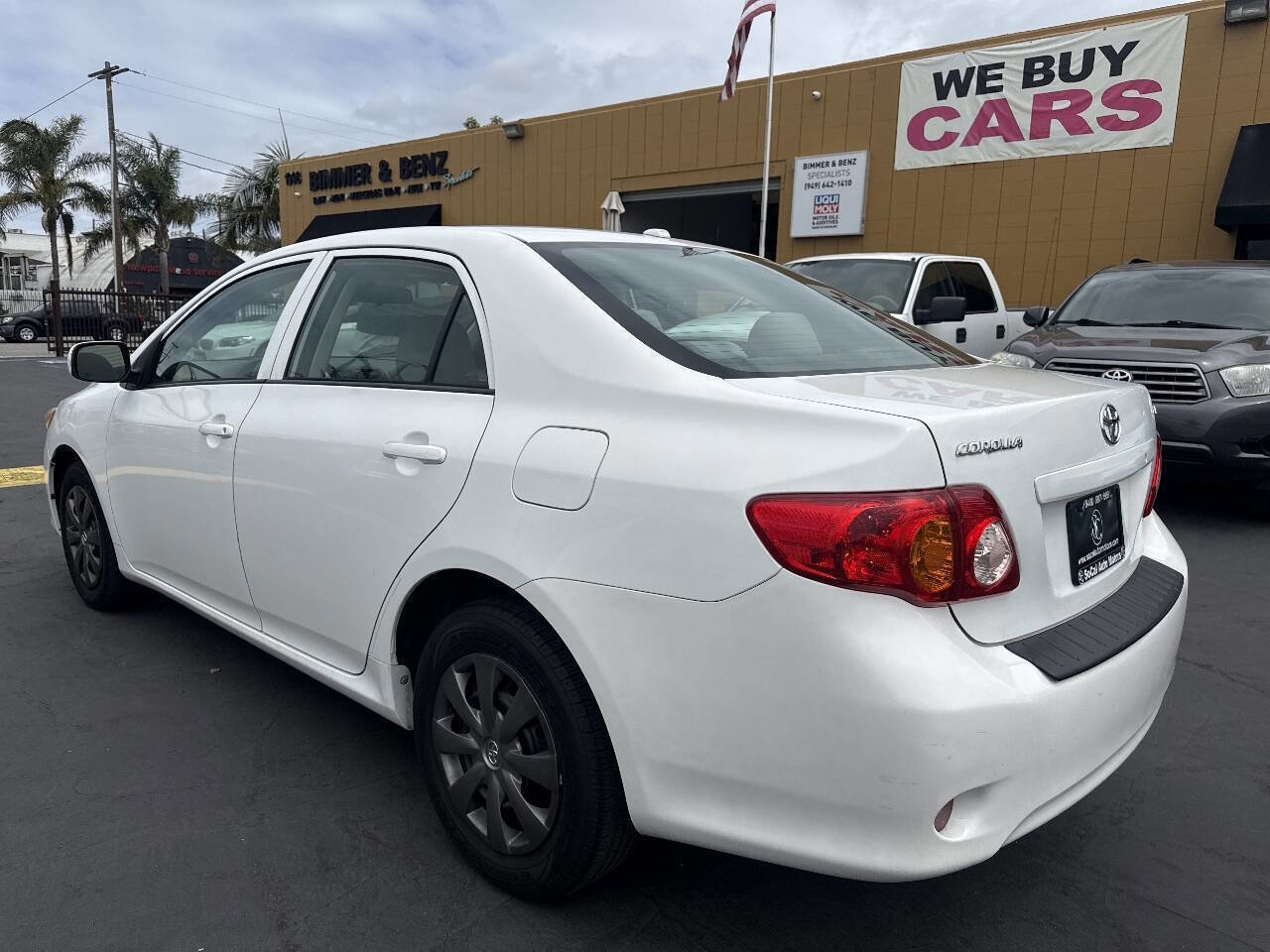 Used 2009 Toyota Corolla LE FWD image 3