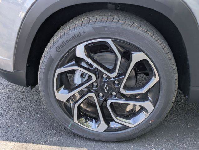 New 2026 Chevrolet Trax RS w/ Sunroof Package FWD image 33