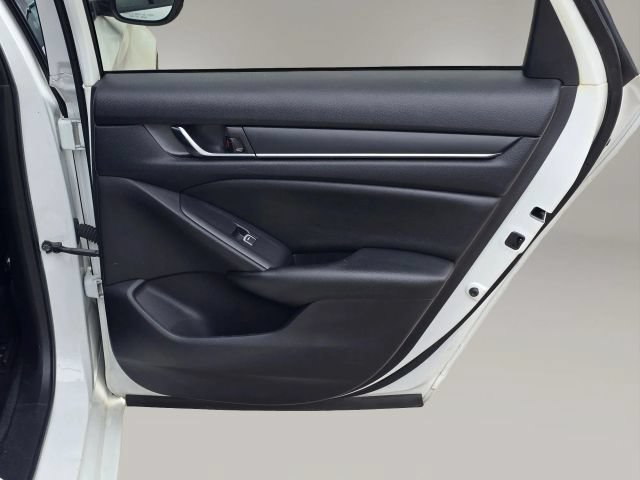 Used 2020 Honda Accord Sport image 15