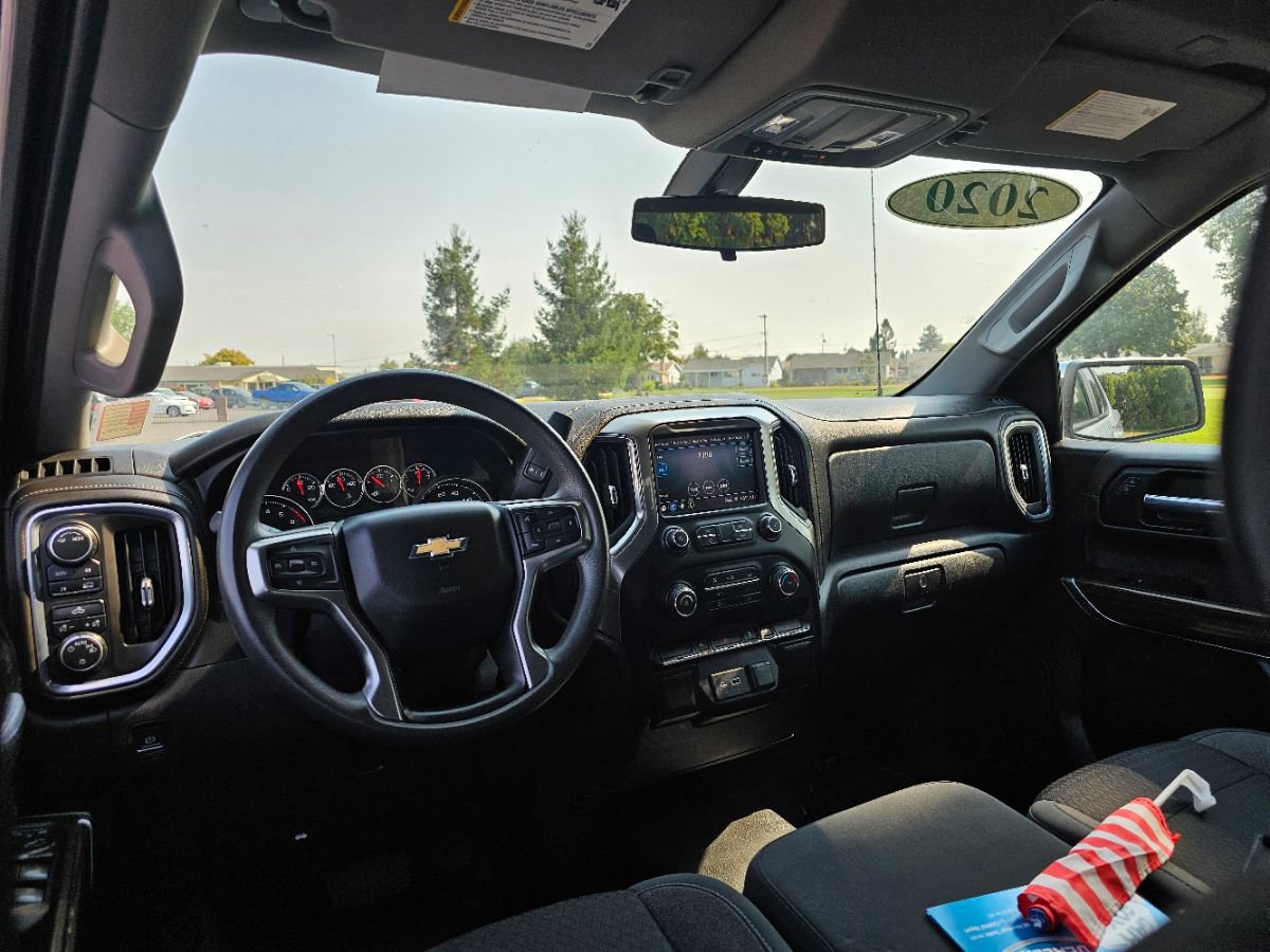 Used 2020 Chevrolet Silverado 1500 LT w/ Remote Start Package image 28