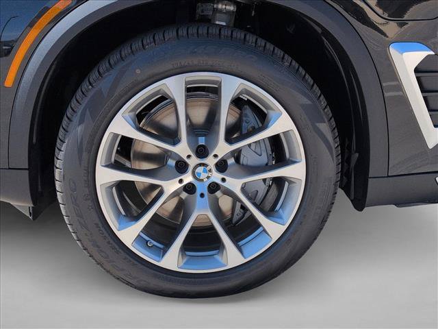 New 2026 BMW X5 xDrive50e AWD/4WD image 10
