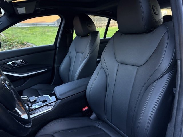 Used 2019 BMW 330i Sedan w/ Convenience Package image 10
