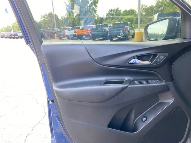 Used 2023 Chevrolet Equinox LT FWD image 16
