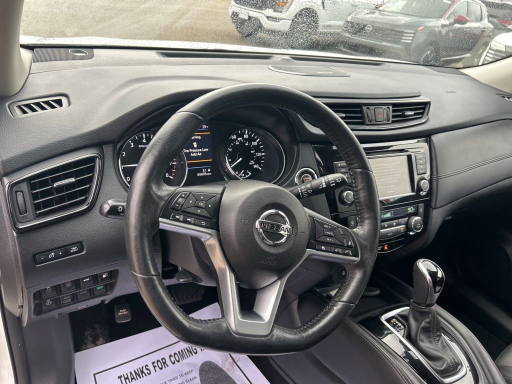 Used 2018 Nissan Rogue SL w/ Premium Package image 9