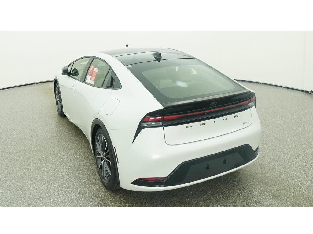 New 2027 Toyota Prius XLE FWD image 6