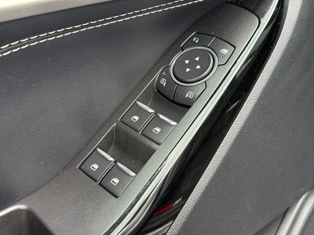 Used 2022 Ford Explorer ST w/ Equipment Group 401A AWD/4WD image 16