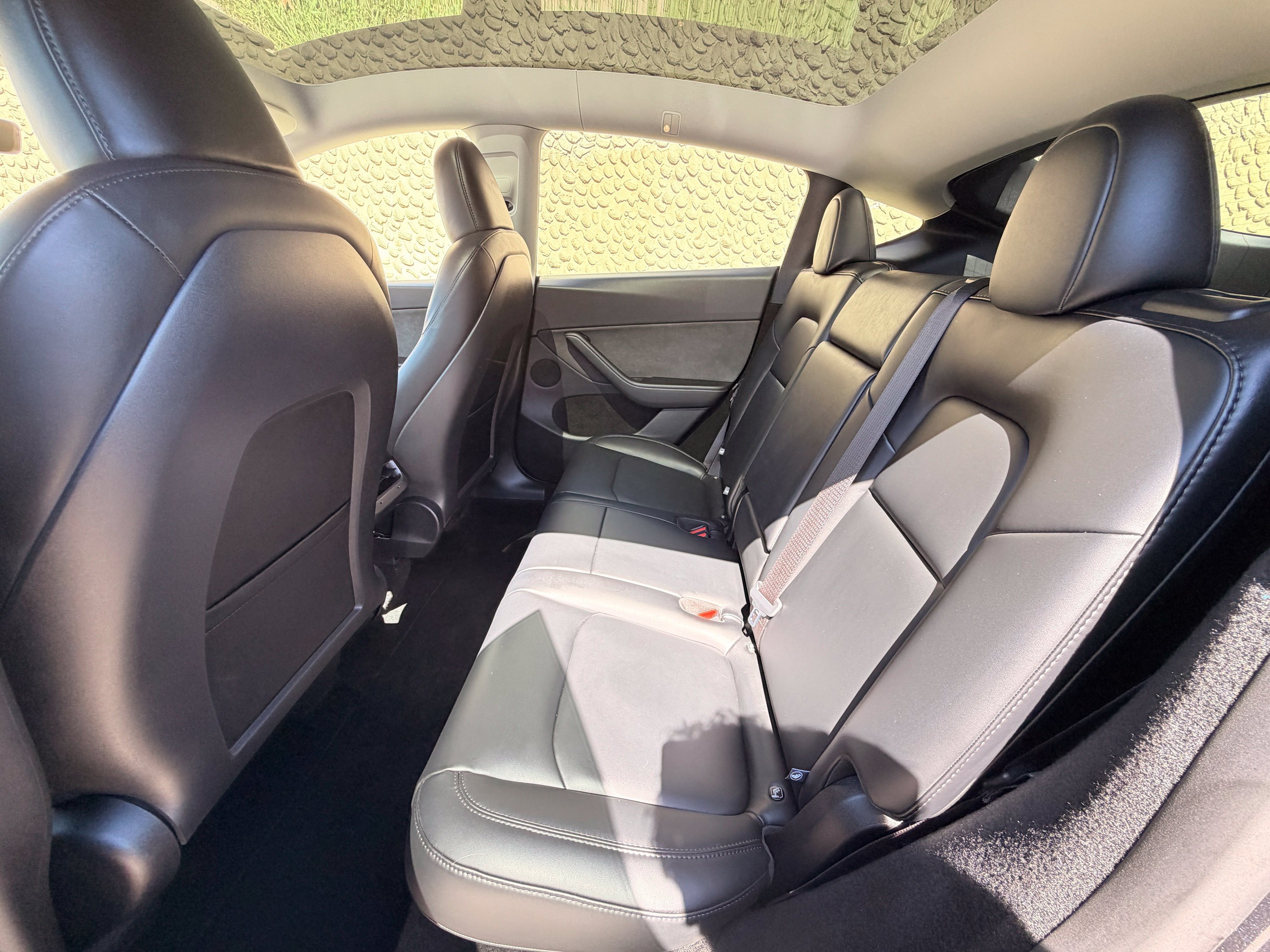 Used 2024 Tesla Model Y Performance AWD/4WD image 18