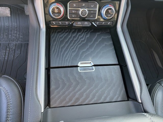 Used 2021 GMC Yukon XL Denali w/ Denali Ultimate Package image 24