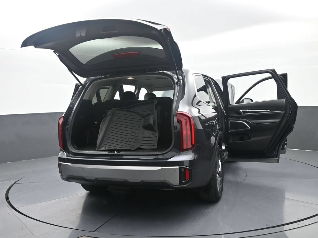 Used 2025 Kia Telluride LX FWD image 73
