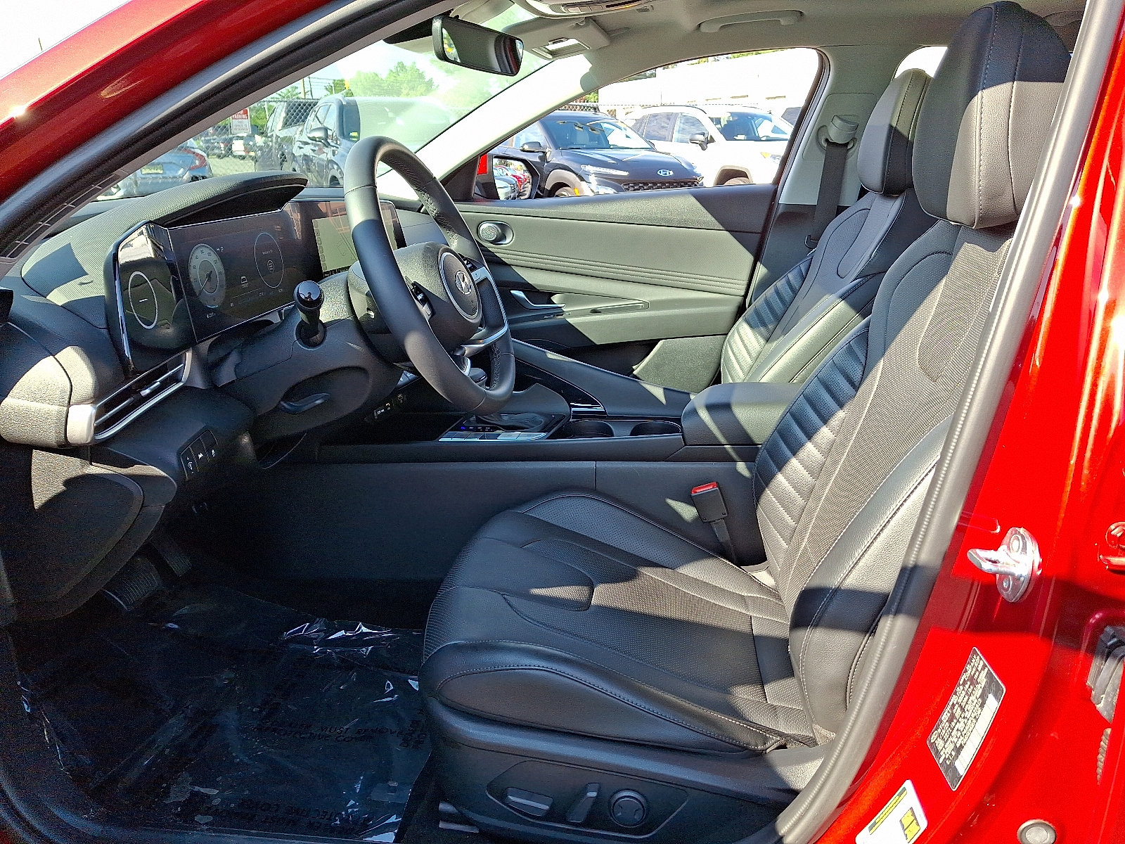 Certified 2023 Hyundai Elantra Limited FWD image 13