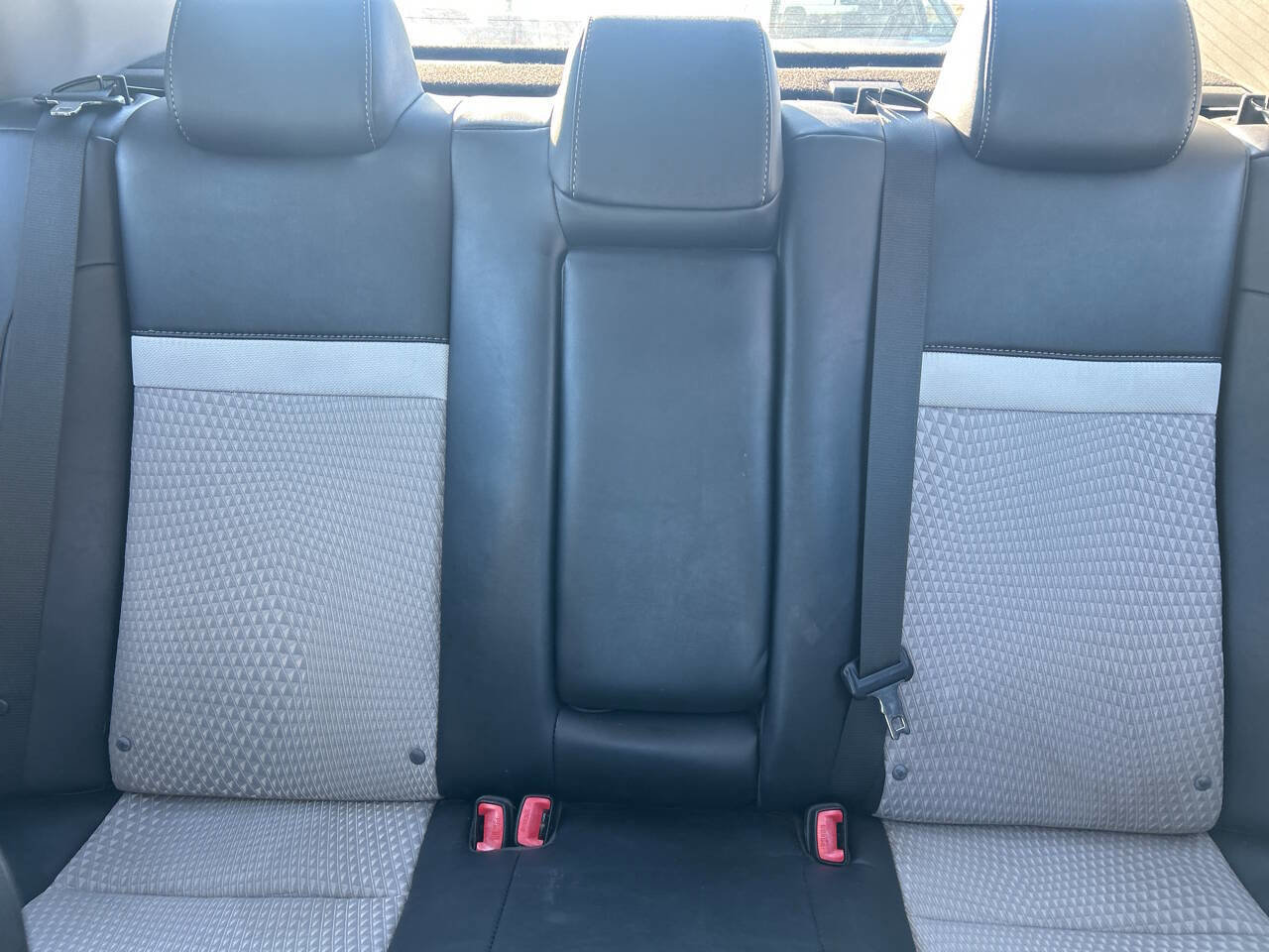 Used 2012 Toyota Camry SE image 24