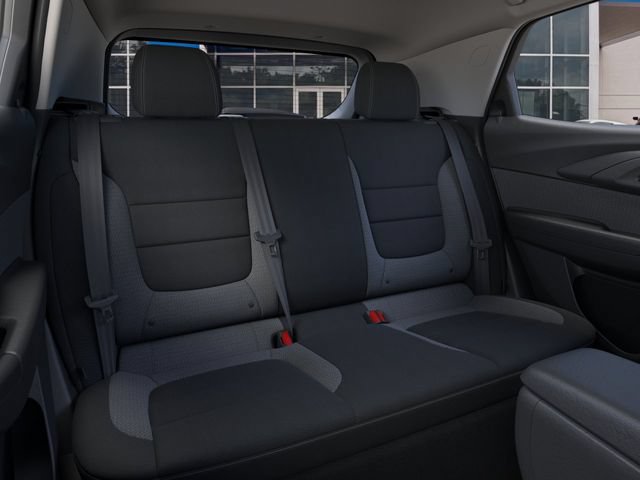 New 2026 Chevrolet TrailBlazer LT w/ LT Cold Weather Package FWD image 17