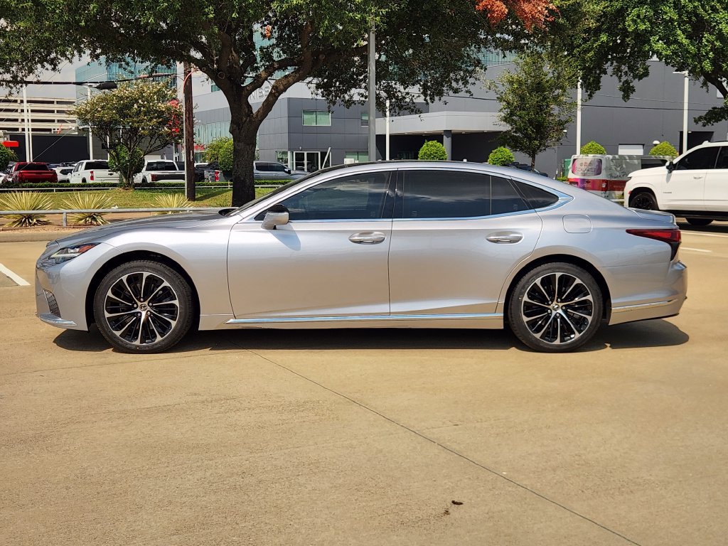 Certified 2023 Lexus LS 500 w/ Luxury Package RWD image 4