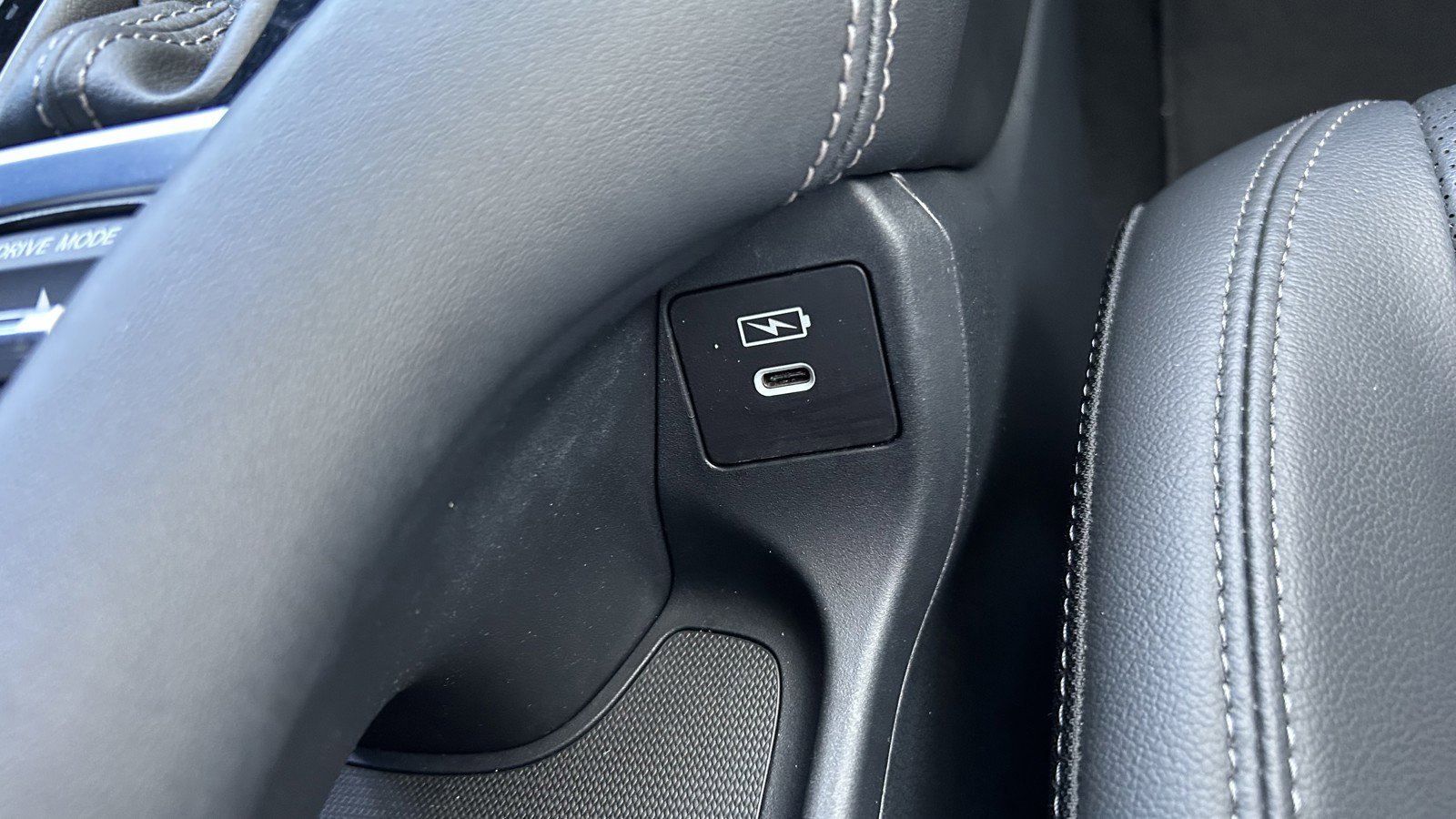 Used 2024 Honda HR-V EX-L image 38