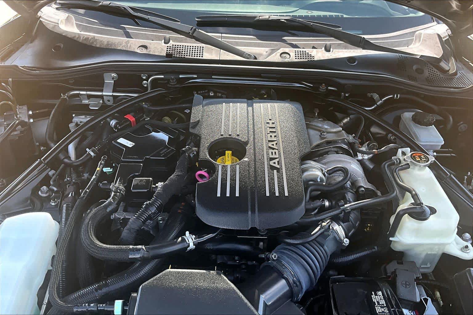 Used 2019 FIAT 124 Spider Abarth w/ Convenience Group RWD image 26