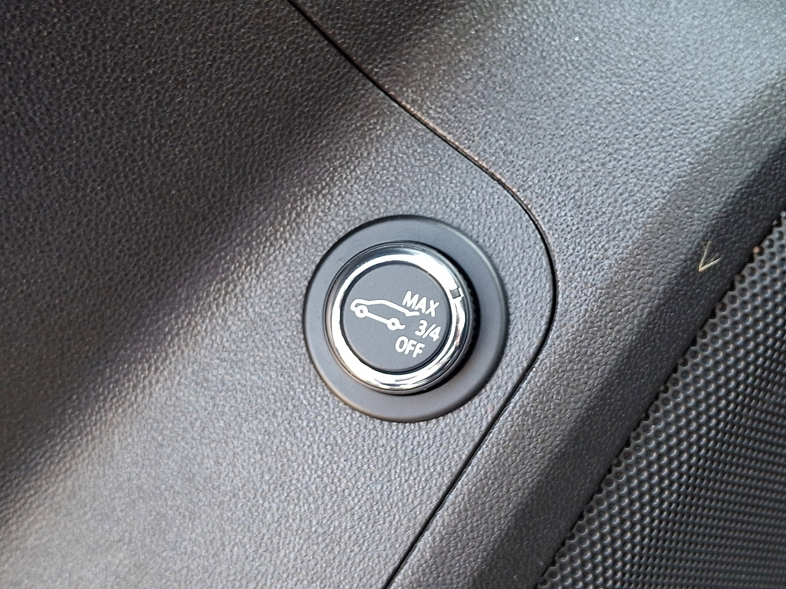 Used 2020 GMC Acadia AT4 w/ LPO, Floor Liner Package AWD/4WD image 27