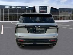 Used 2024 Chevrolet Traverse RS w/ LPO, Floor Liner Package FWD image 4