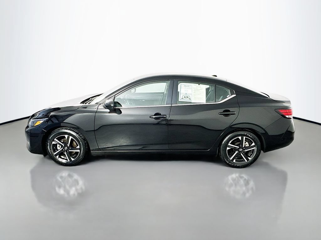 Used 2025 Nissan Sentra SV FWD image 4