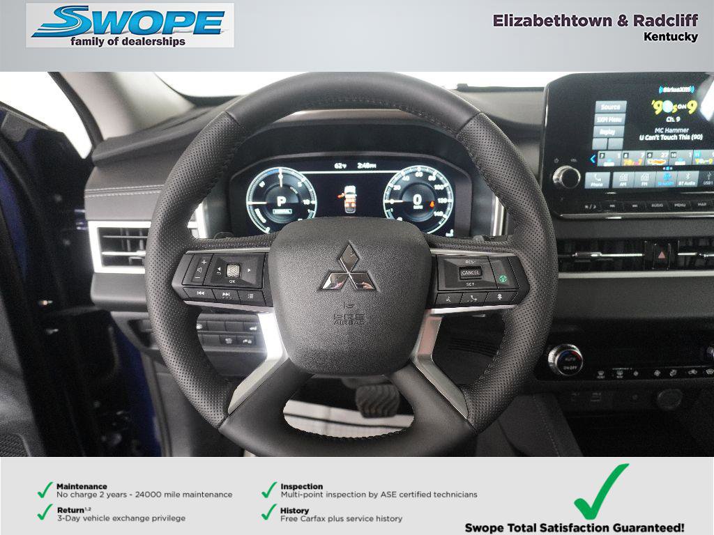 New 2025 Mitsubishi Outlander SE image 9