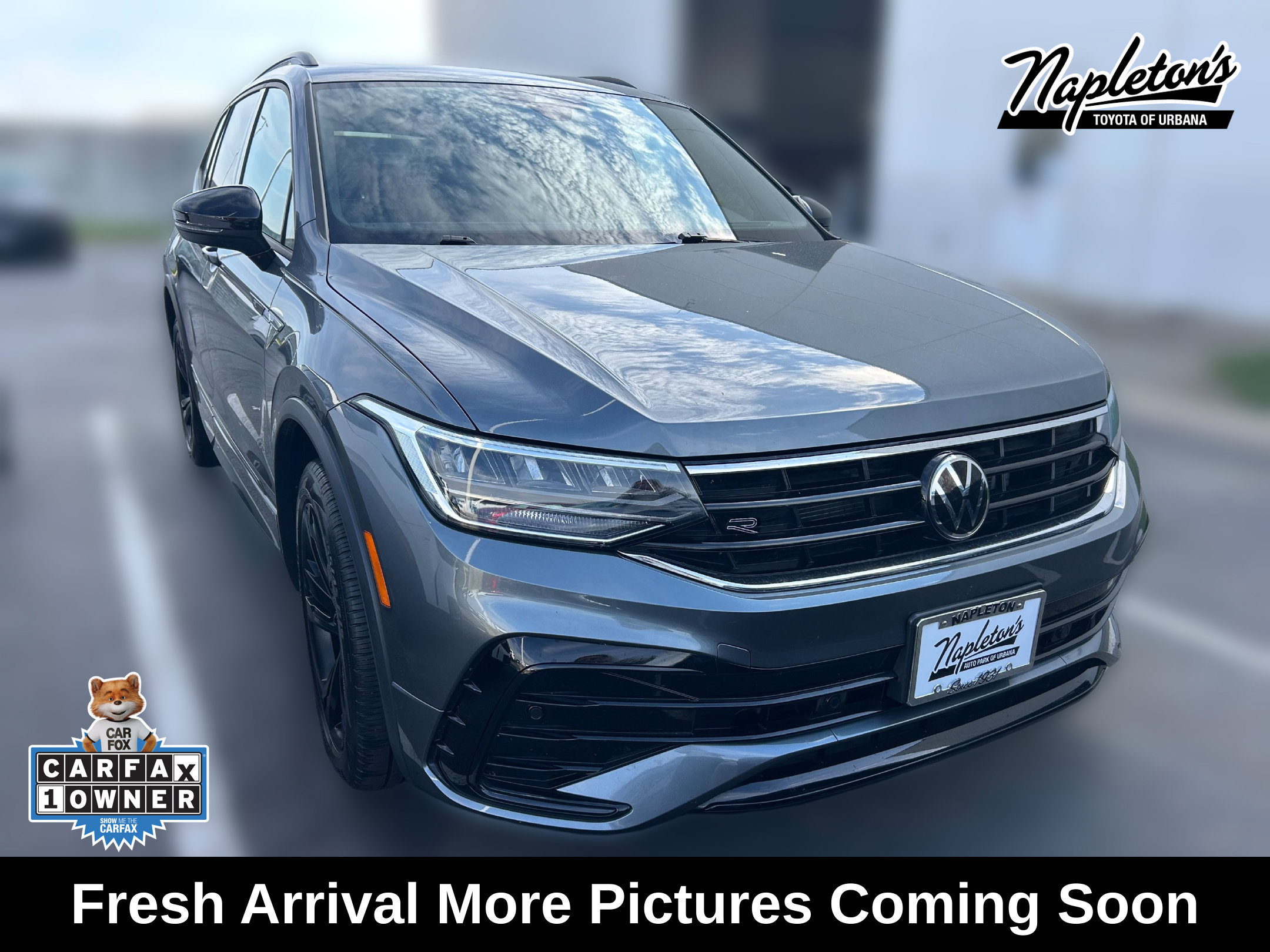 Used 2023 Volkswagen Tiguan SE R-Line AWD/4WD image 1