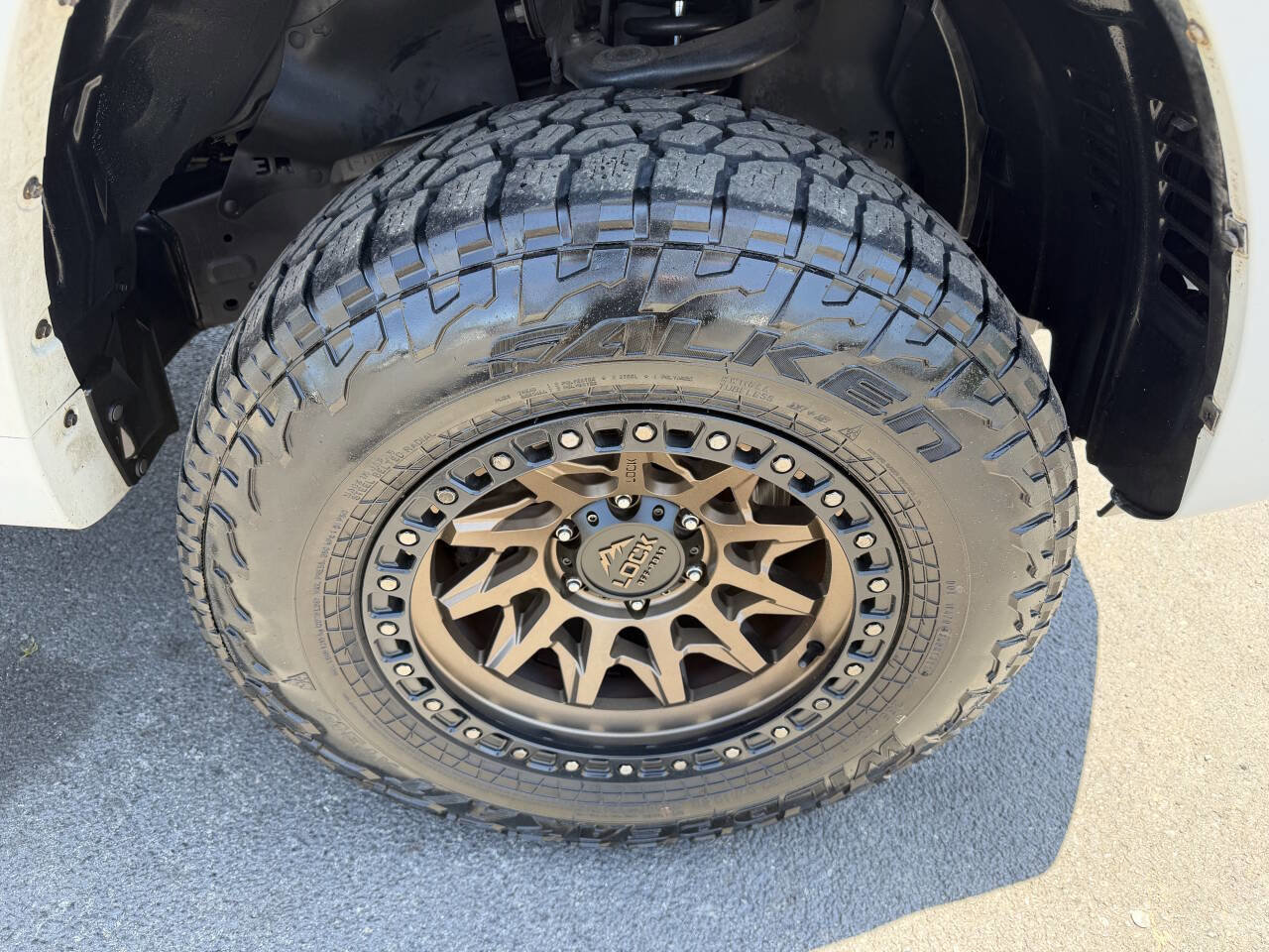 Used 2010 Toyota 4Runner SR5 AWD/4WD image 15