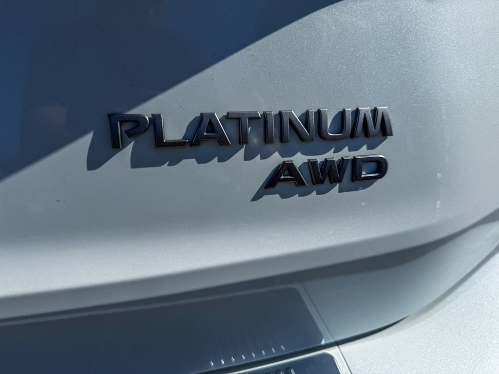 New 2026 Nissan Rogue Platinum image 8