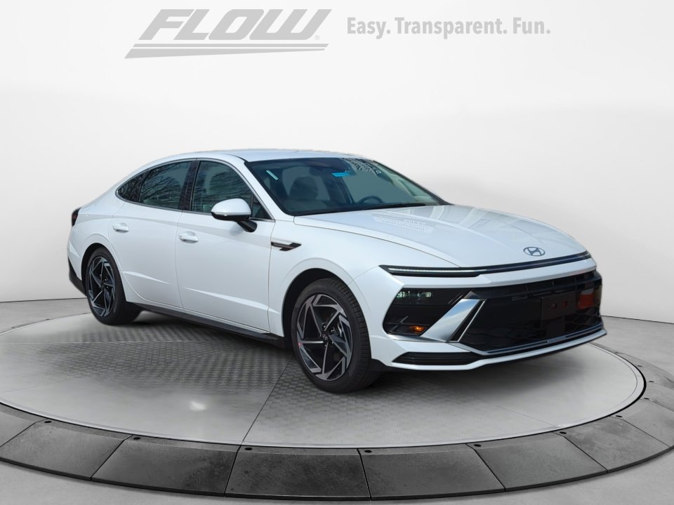 New 2026 Hyundai Sonata SEL FWD image 1