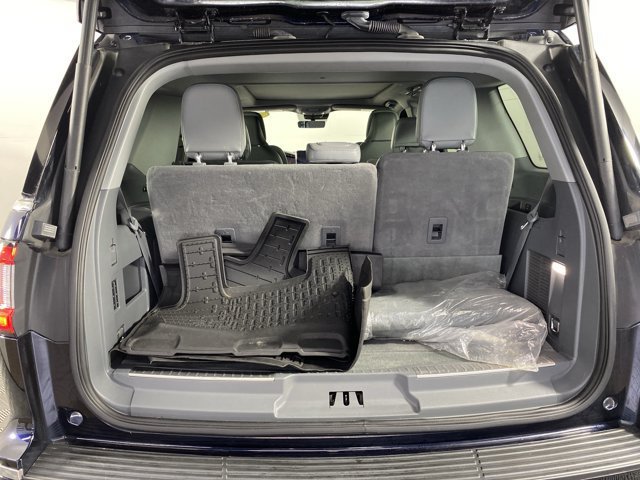 Used 2021 Lincoln Navigator Reserve w/ Luxury Package AWD/4WD image 36