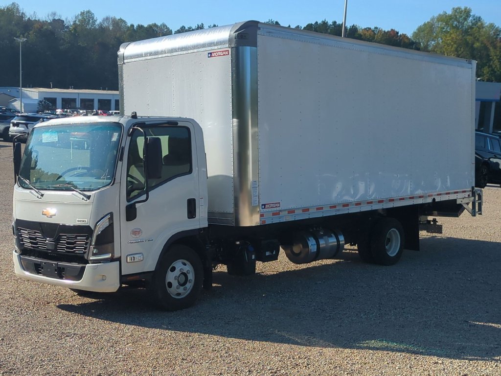 New 2025 Chevrolet Low Cab Forward 4500 XD RWD image 9