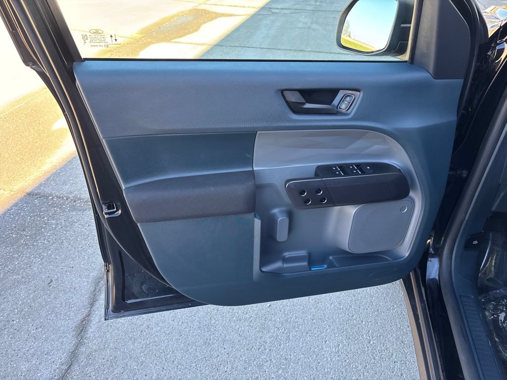 Used 2024 Ford Maverick XL FWD image 12