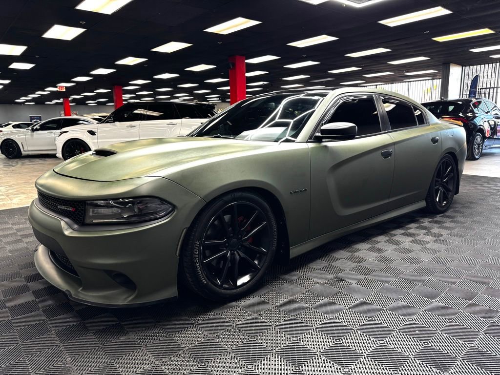 Used 2020 Dodge Charger R/T w/ Plus Group RWD image 8