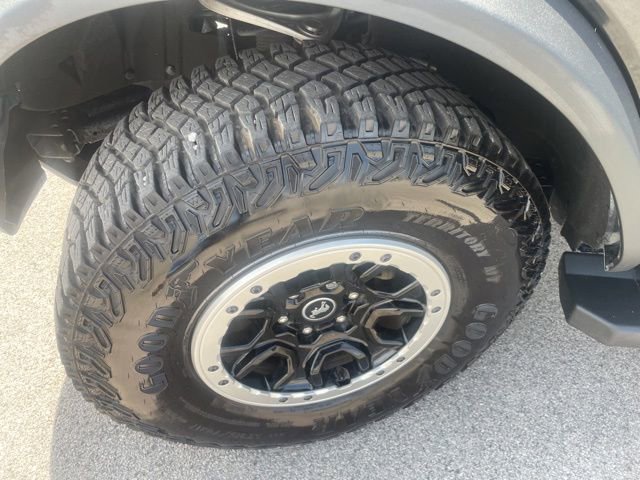 Used 2022 Ford Bronco Outer Banks w/ Sasquatch Package AWD/4WD image 16
