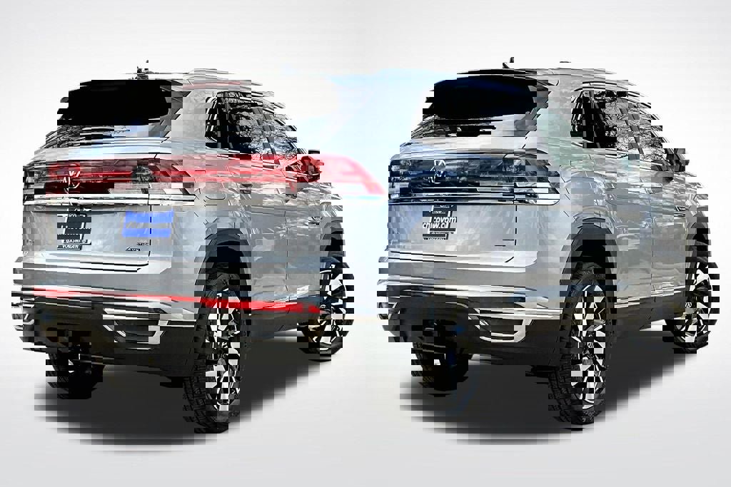 New 2025 Volkswagen Atlas Cross Sport SEL image 10