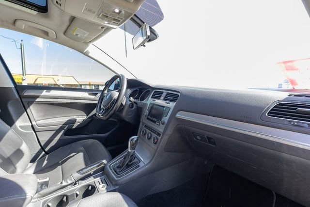 Used 2015 Volkswagen Golf SE w/ Lighting Package FWD image 20