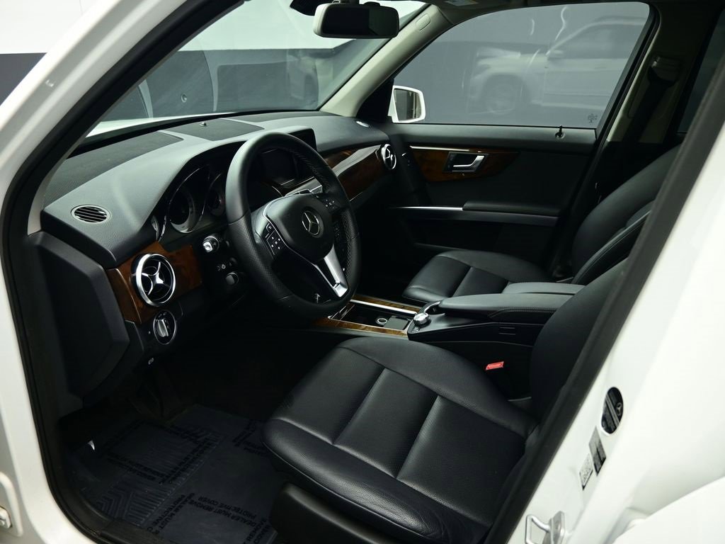 Used 2015 Mercedes-Benz GLK 350 4MATIC image 14