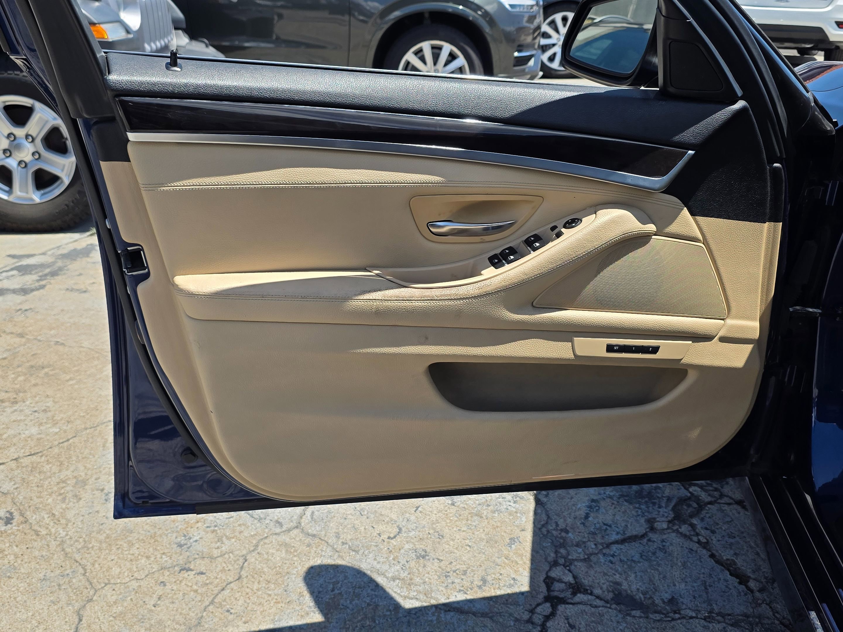 Used 2015 BMW 528i Sedan RWD image 21