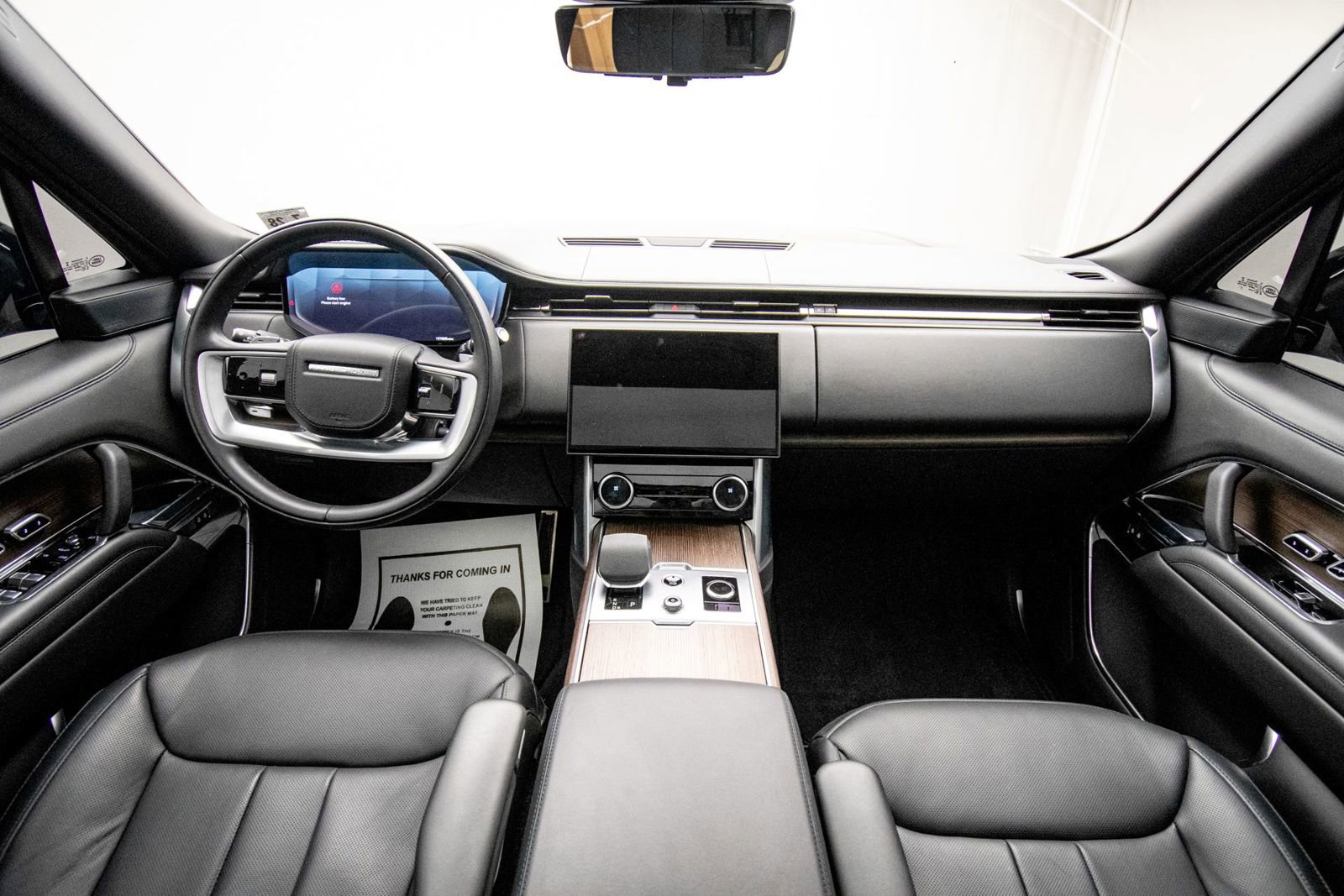 Used 2023 Land Rover Range Rover Autobiography image 11