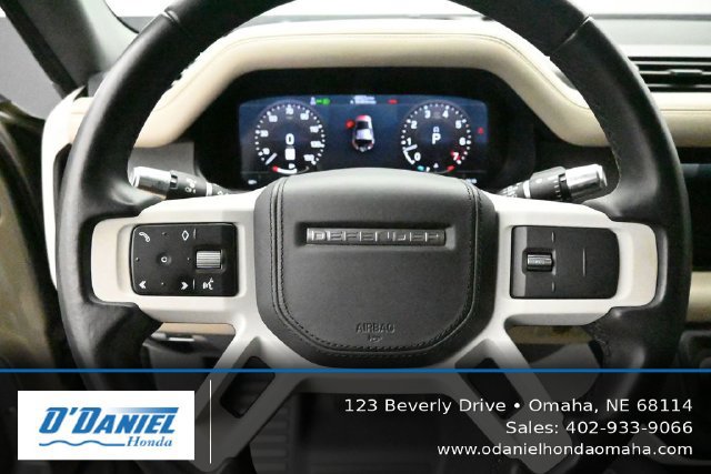 Used 2020 Land Rover Defender 110 HSE AWD/4WD image 29