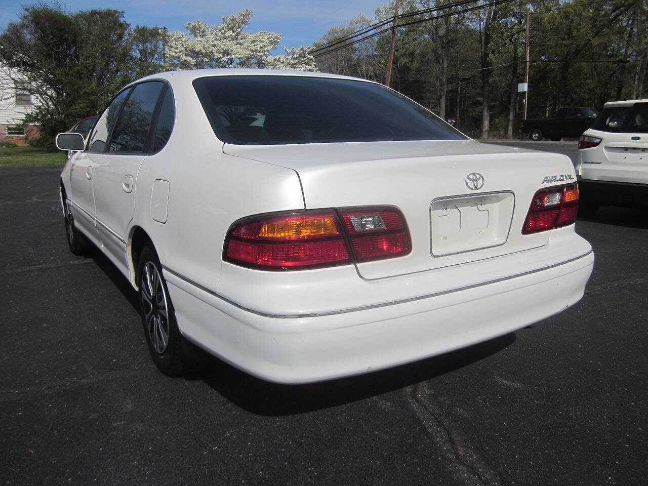 Used 1998 Toyota Avalon XL FWD image 26