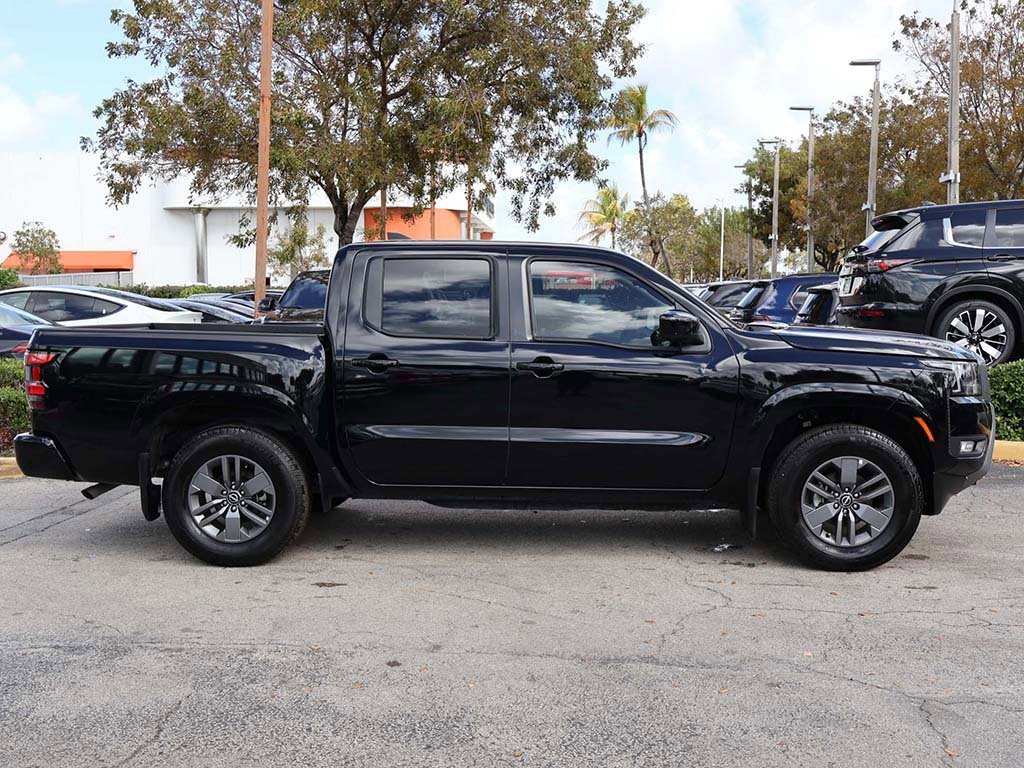 Used 2025 Nissan Frontier SV w/ SV Convenience Package image 19