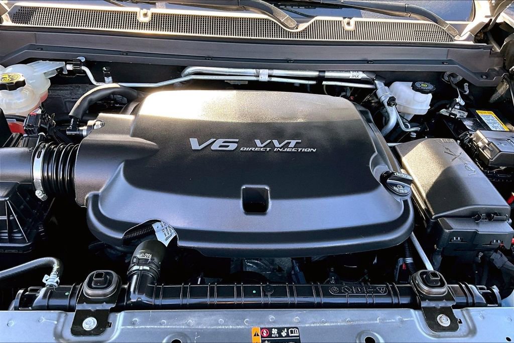 Used 2022 Chevrolet Colorado ZR2 w/ ZR2 Dusk Special Edition image 13