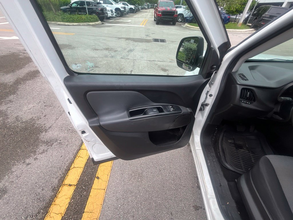 Used 2016 RAM ProMaster City Tradesman w/ Rear Back-up Camera Group FWD image 5
