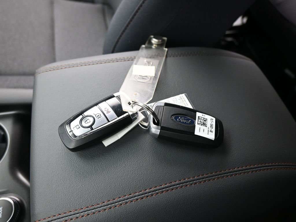 New 2026 Ford Explorer Active image 17