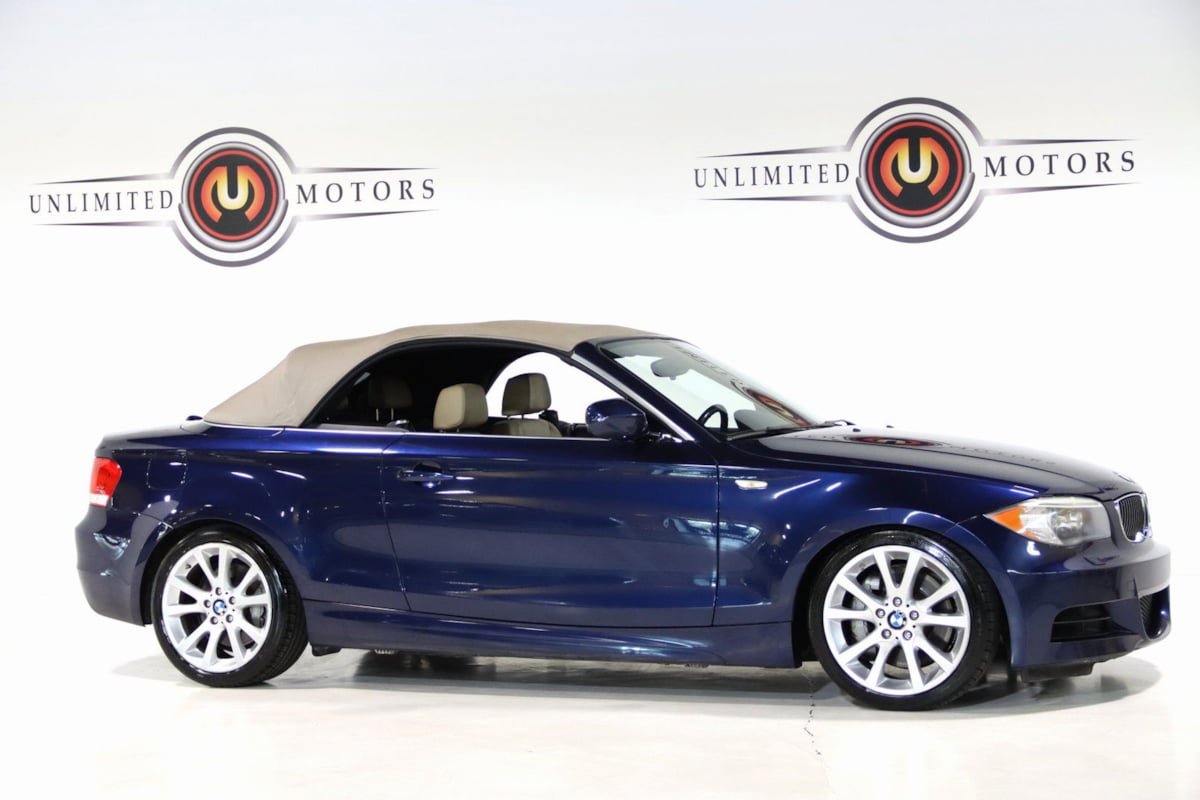 Used 2012 BMW 135i Convertible image 31